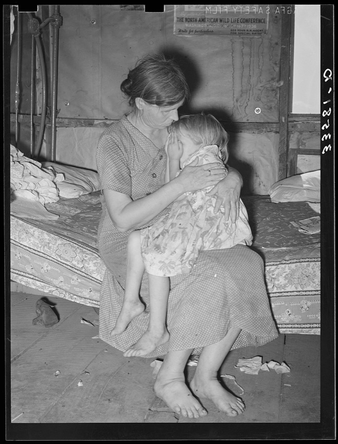 [Untitled photo possibly related to: Group of agricultural day laborers and their children near Tullahassee, Oklahoma. Wagoner County