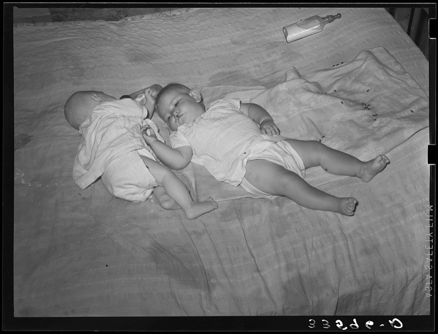Children of tenant farmer living near Sallisaw, Oklahoma