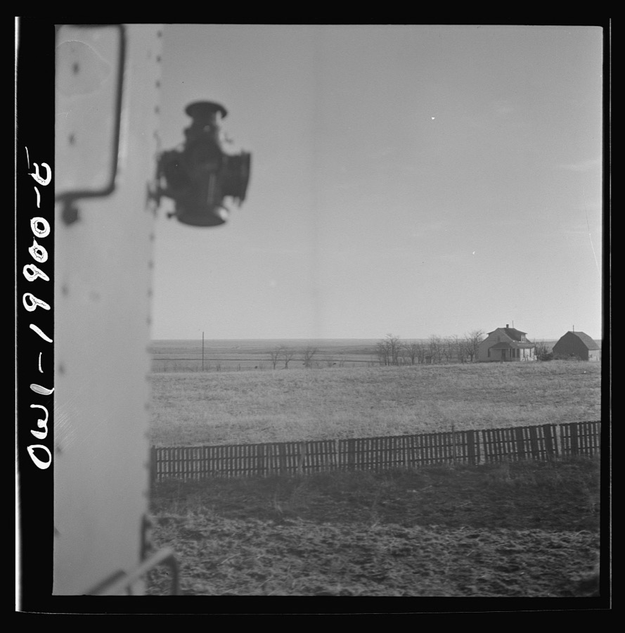 Woodward, Oklahoma. Dry steam along the Atchison, Topeka, and Santa Fe Railroad