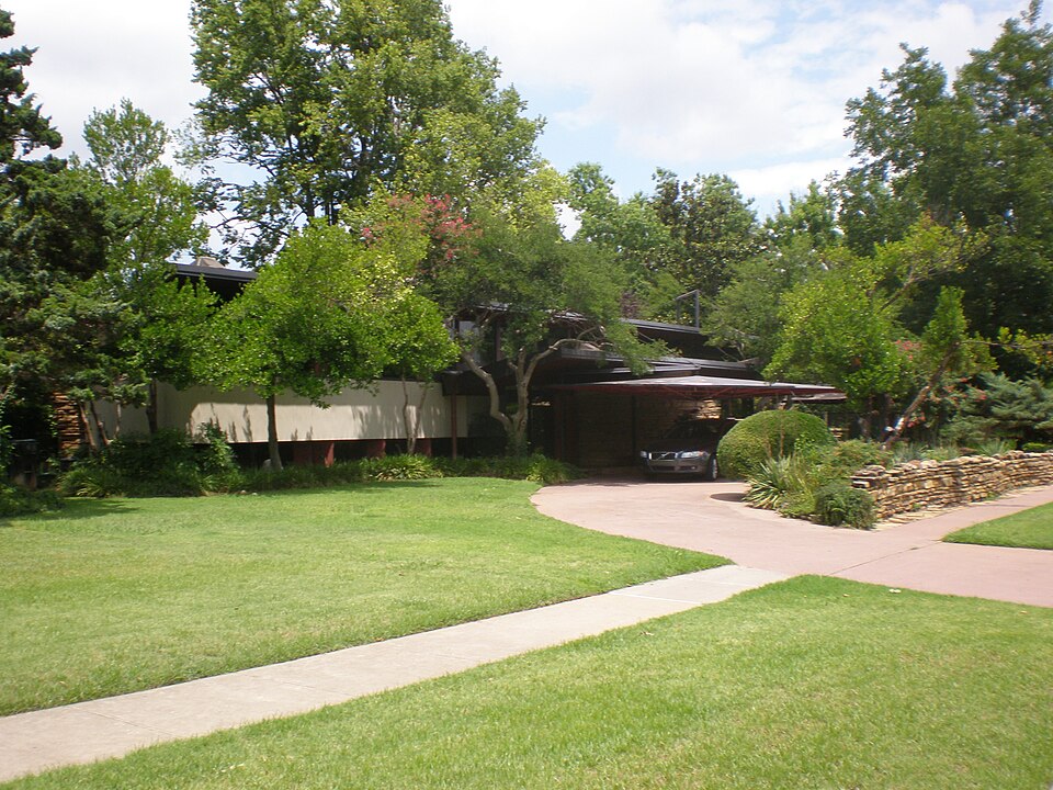 Photograph of Ledbetter House