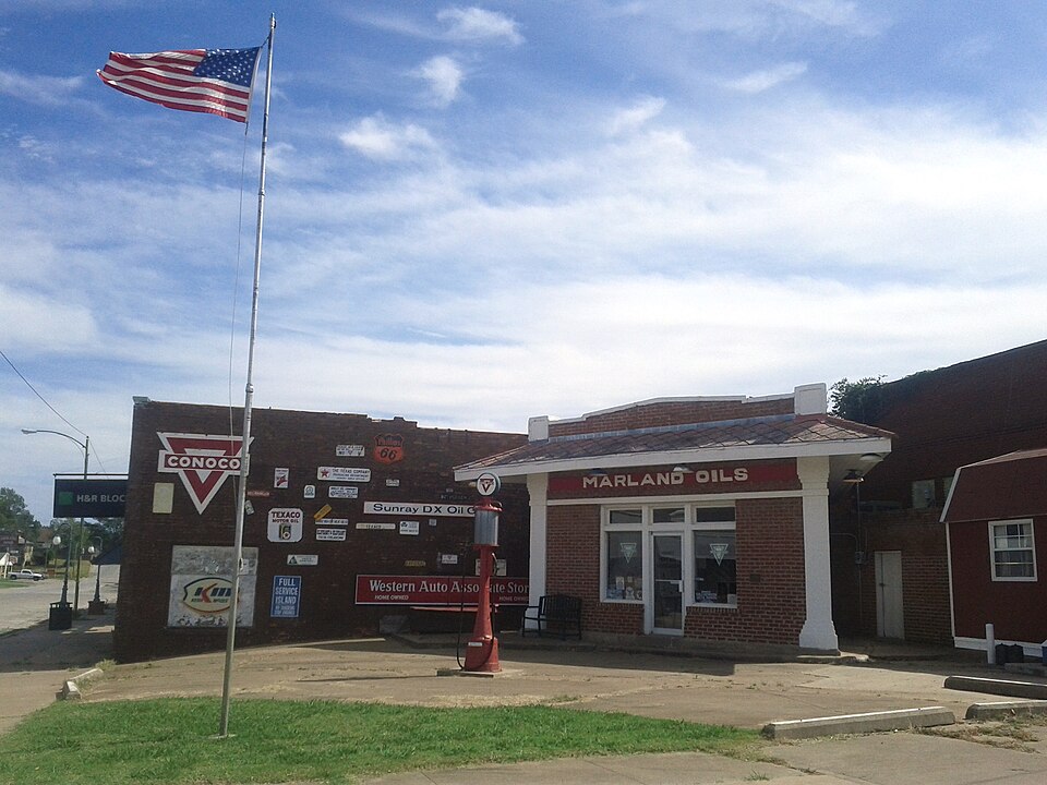 Photograph of Marland Filling Station
