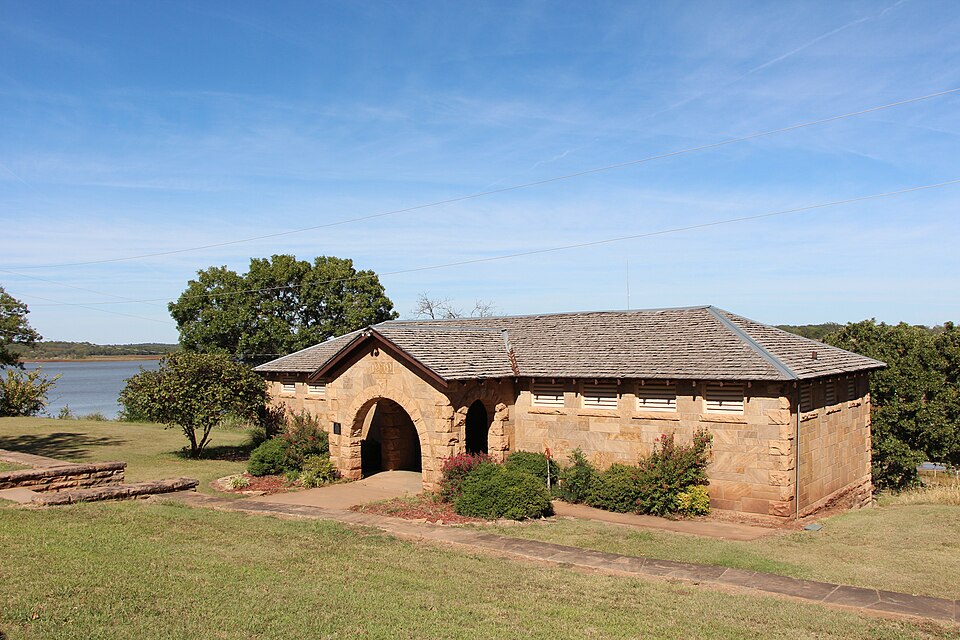 Photograph of Pawnee Municipal Swimming Pool and Bathhouse