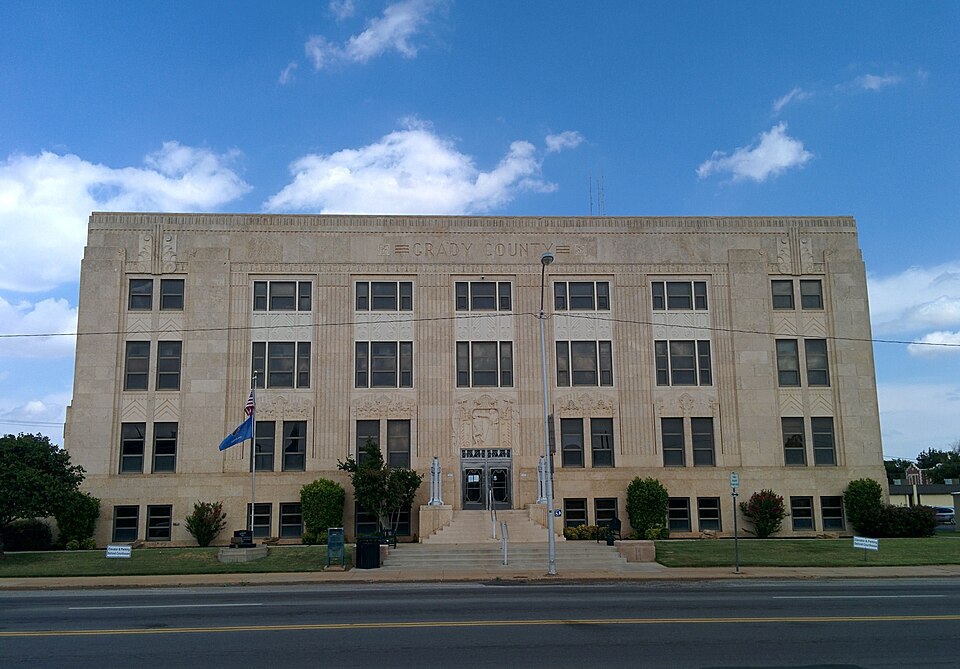 Photograph of Grady County Courthouse