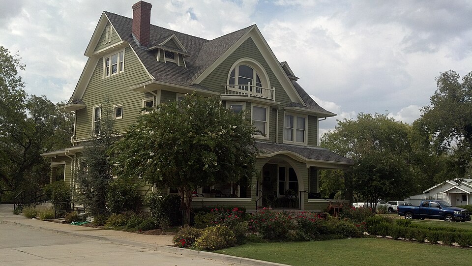 Photograph of Kivlehen House