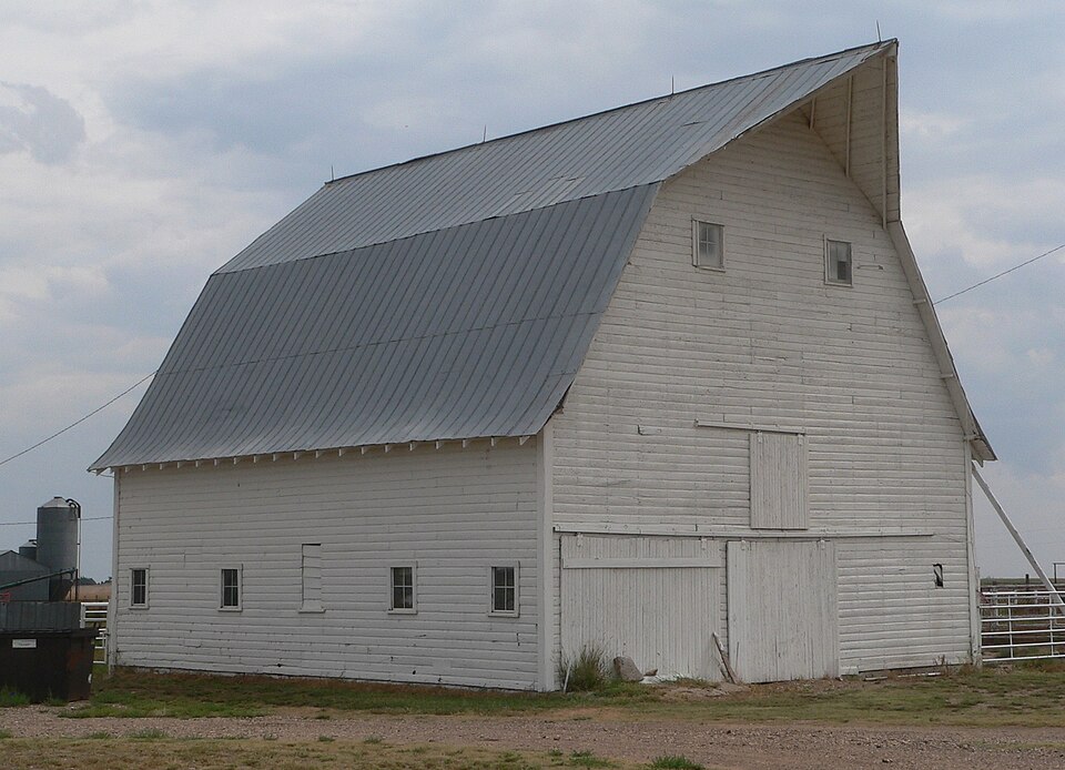Photograph of Elmer Baker Barn