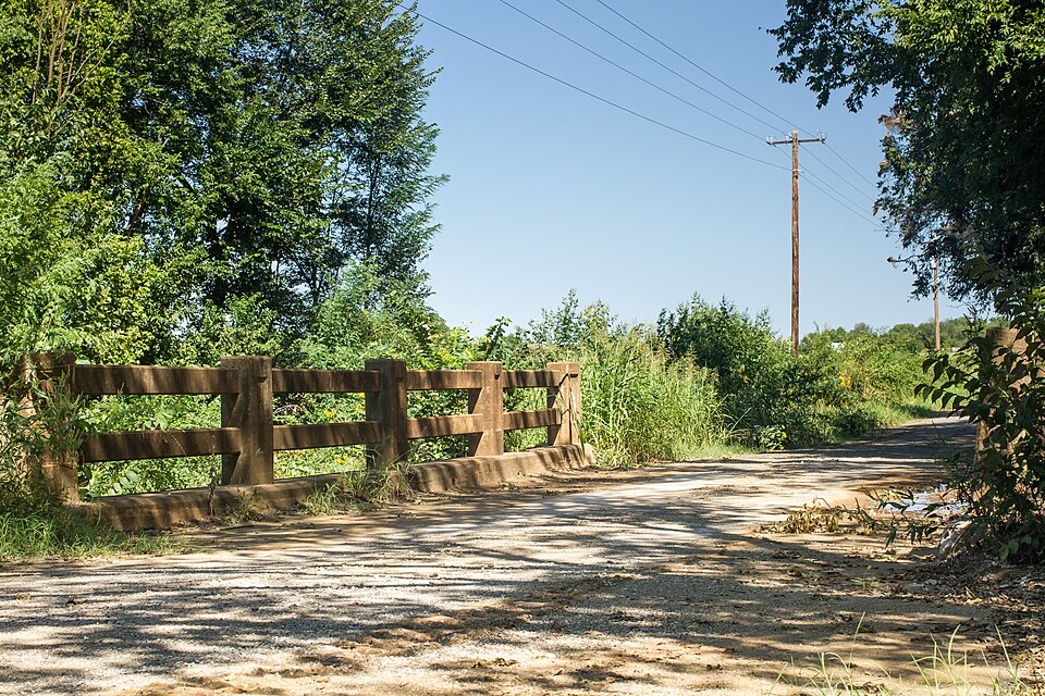 Photograph of Long Branch Creek Bridge