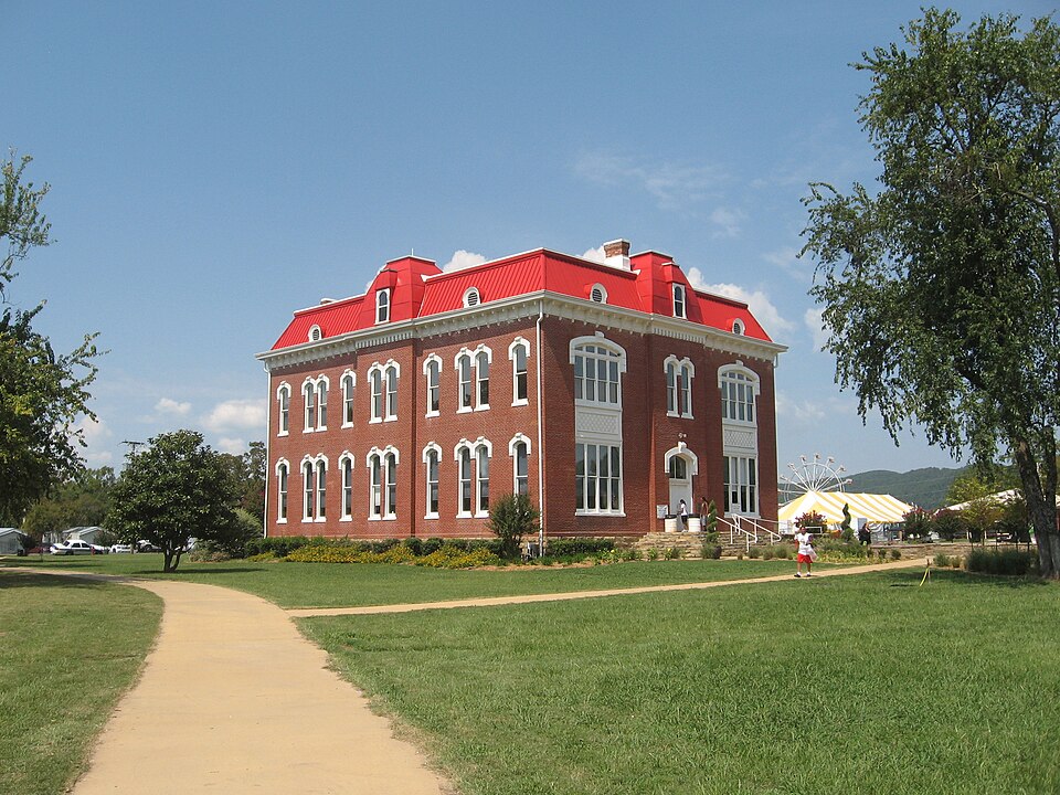 Photograph of Choctaw Capitol Building