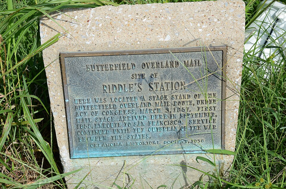Photograph of Riddle's Station