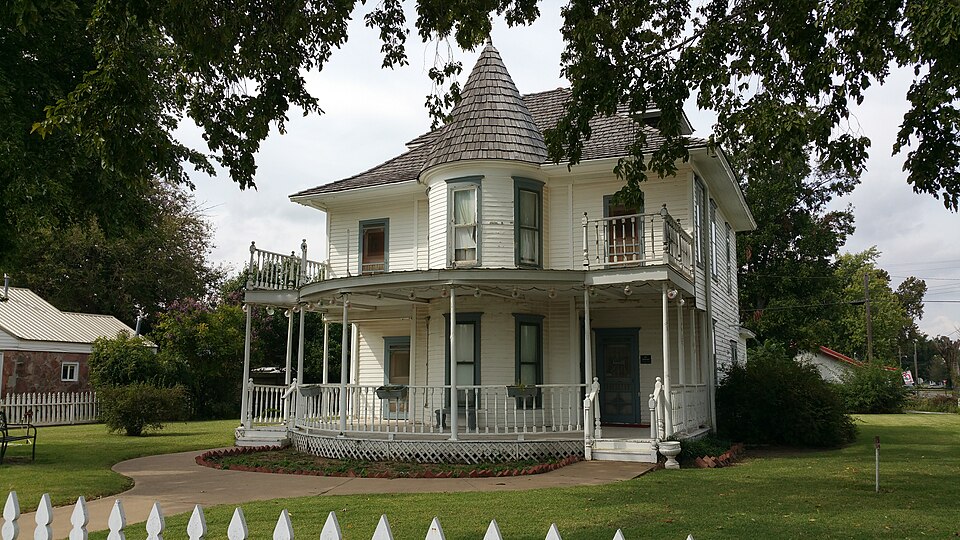 Photograph of Thompson Benton Ferguson House