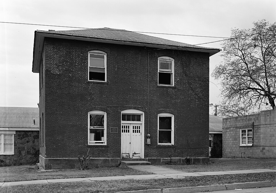 Photograph of Cherokee Supreme Court Building