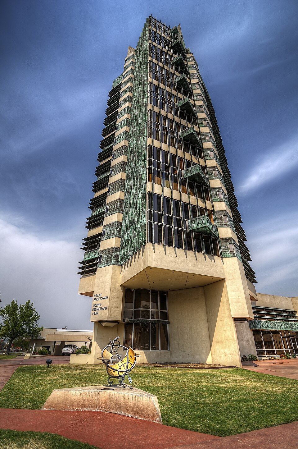 Photograph of Price Tower