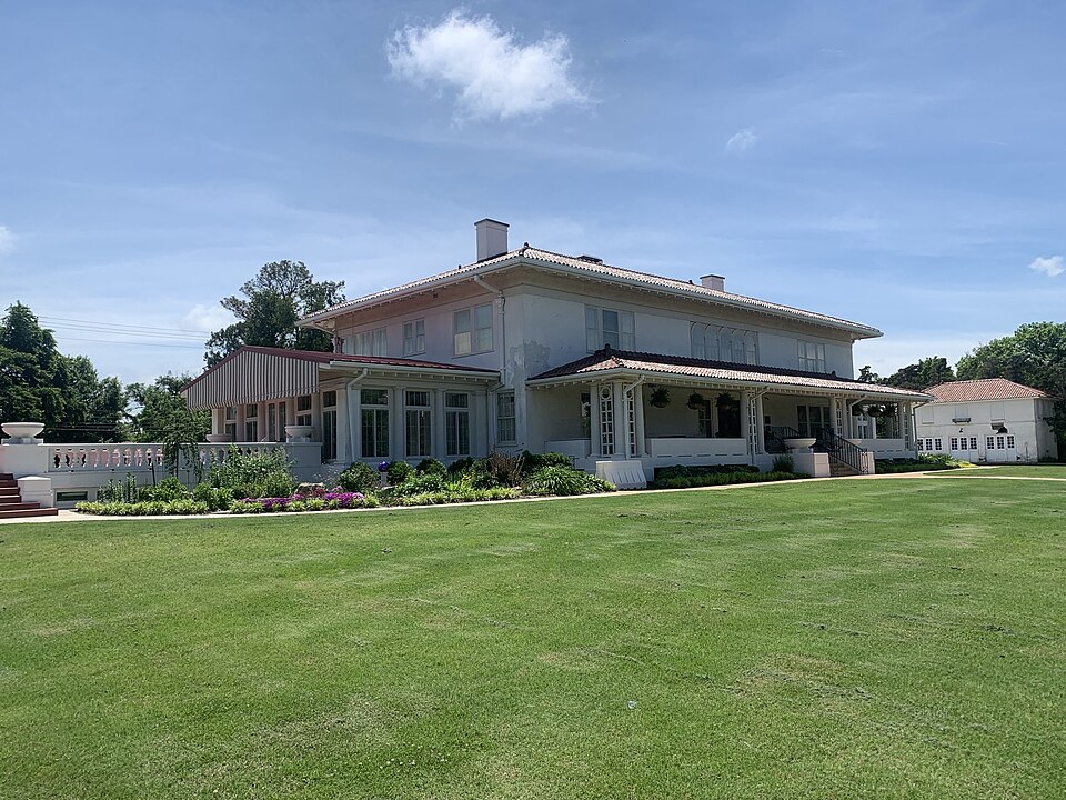 Photograph of Marland Grand Home