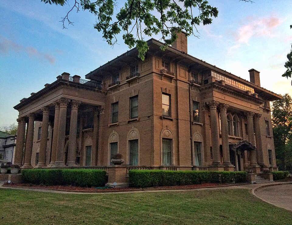 Photograph of Hales Mansion