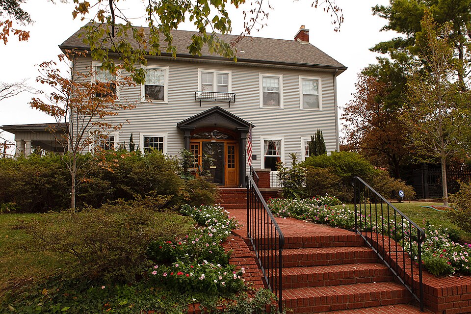 Photograph of Clinton-Hardy House