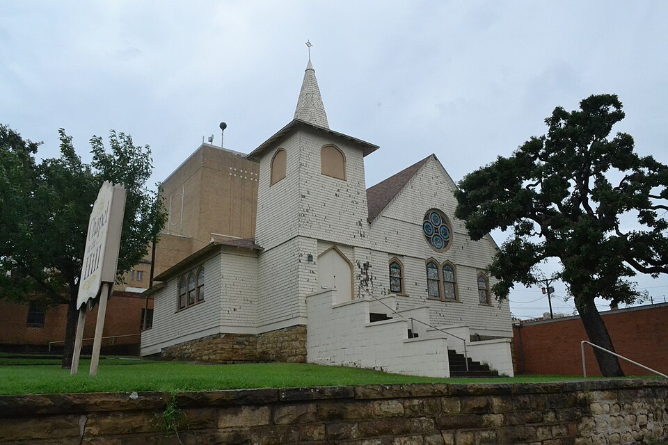 Photograph of First Presbyterian Church
