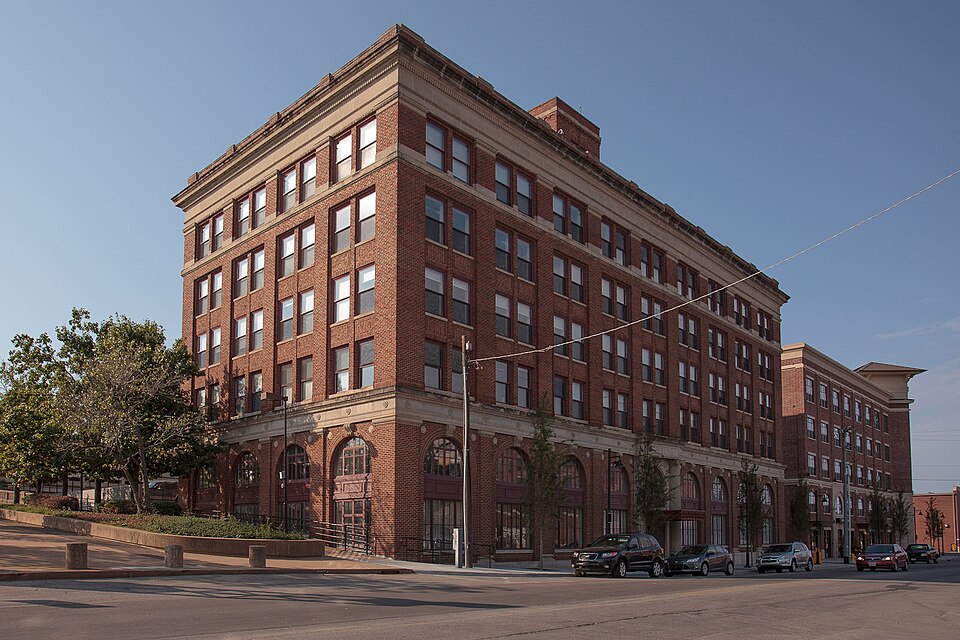 Photograph of Tulsa Tribune Building
