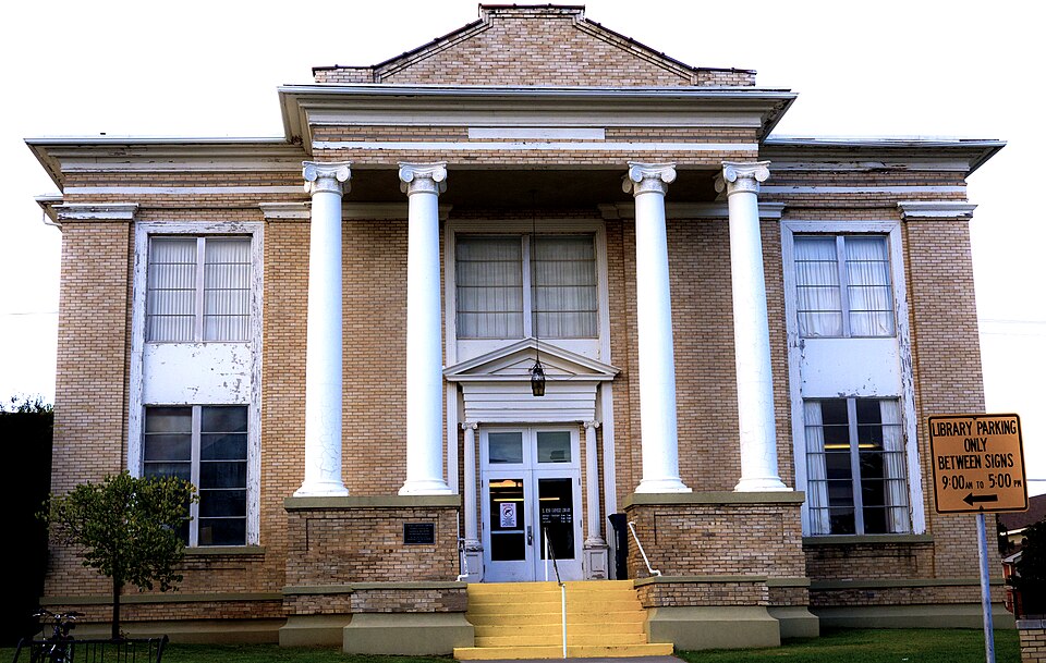 Photograph of Carnegie Library