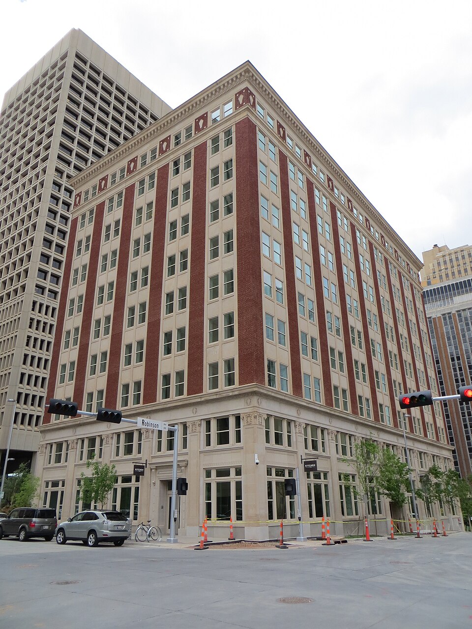 Photograph of Braniff Building
