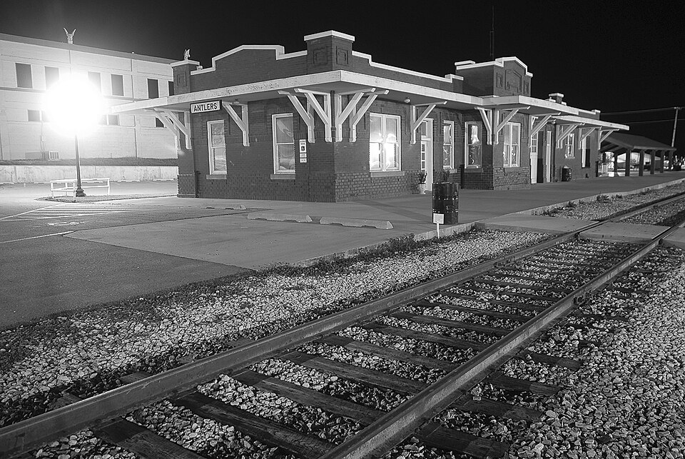 Photograph of Antlers Frisco Depot and Antlers Spring