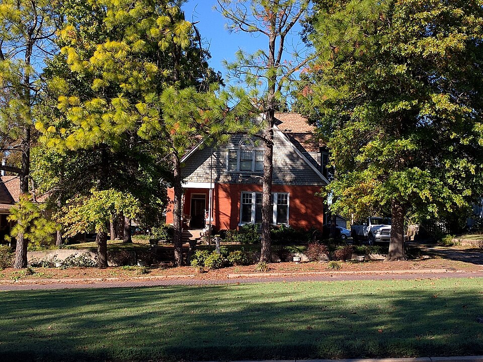 Photograph of Hargis-Mitchell-Cochran House