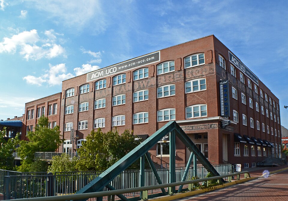 Photograph of Oklahoma Hardware Building