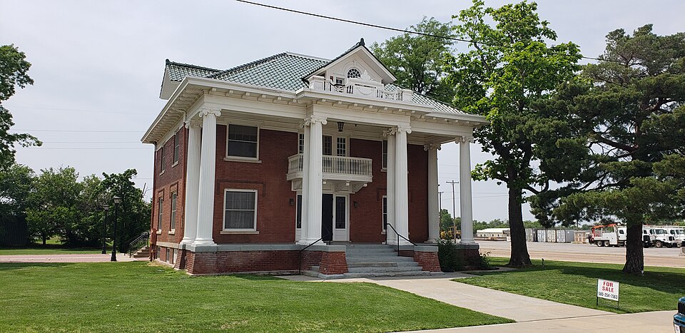 Photograph of L. L. Stine House