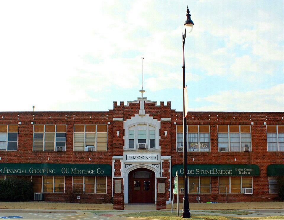Photograph of Moore Public School Building
