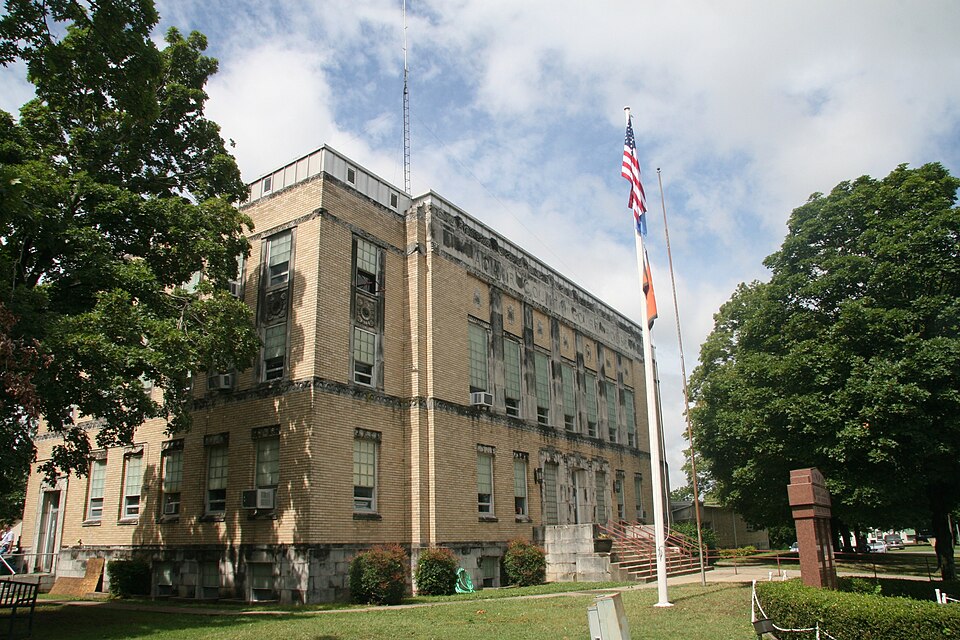 Photograph of Adair County Courthouse