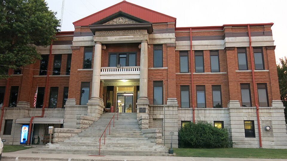Photograph of Nowata County Courthouse