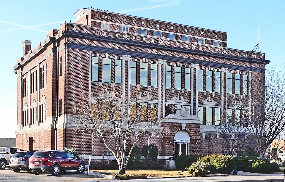 Photograph of Texas County Courthouse
