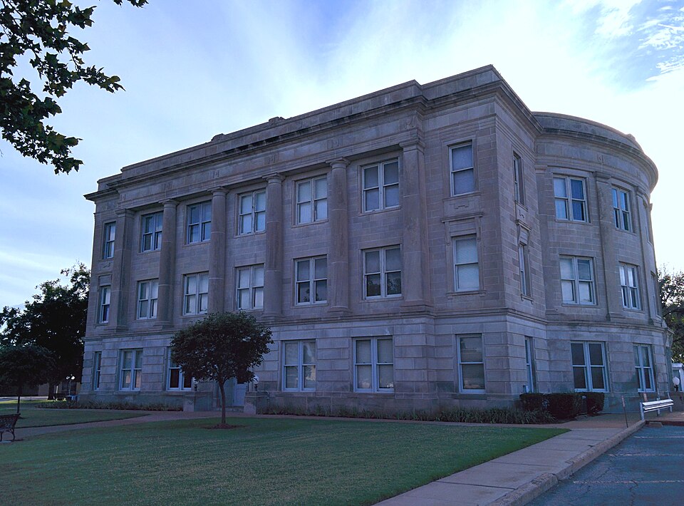 Photograph of Tillman County Courthouse