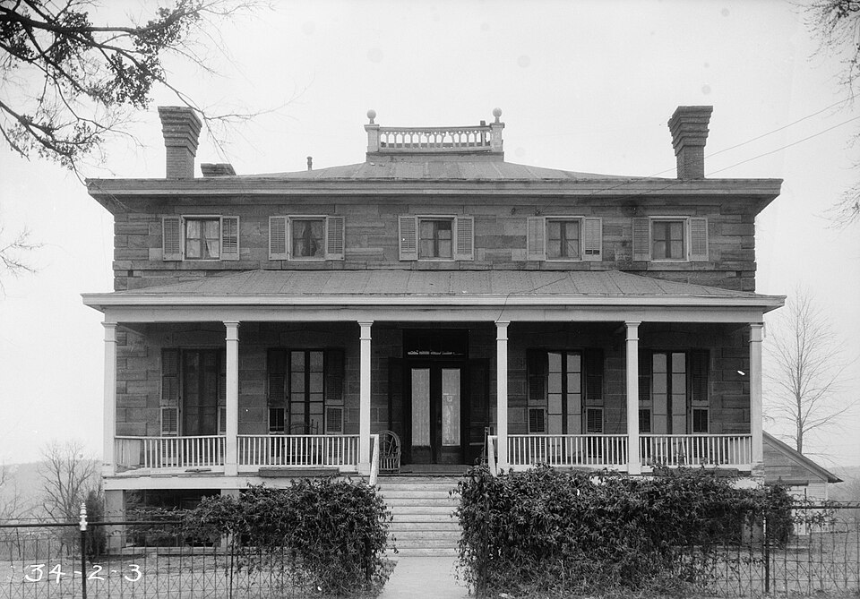 Photograph of Commandant's Quarters
