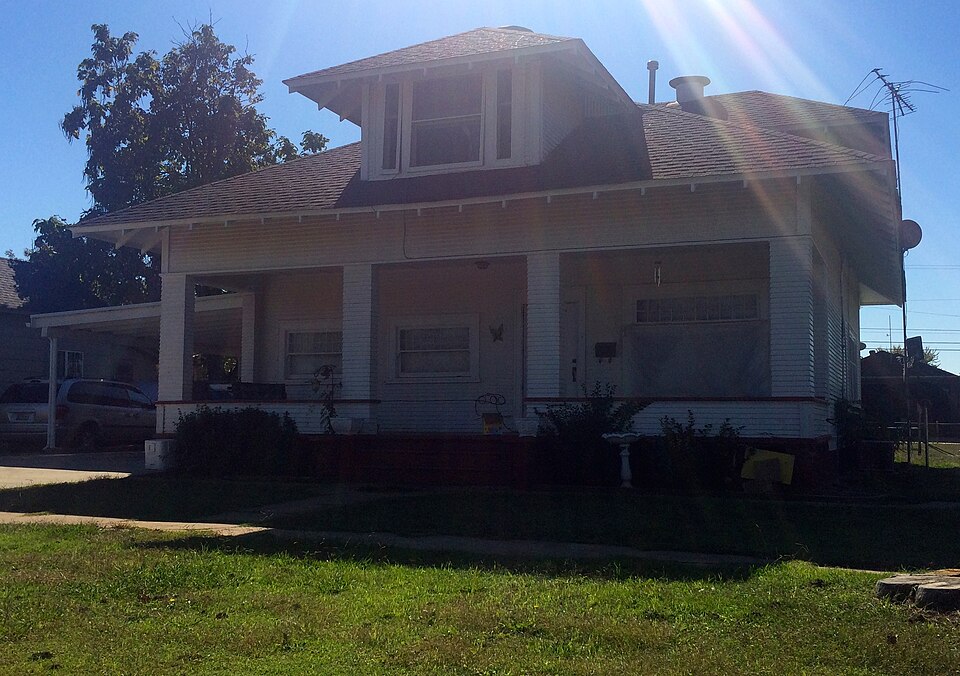 Photograph of Walter Hadley House