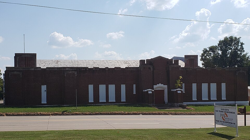 Photograph of Holdenville Armory