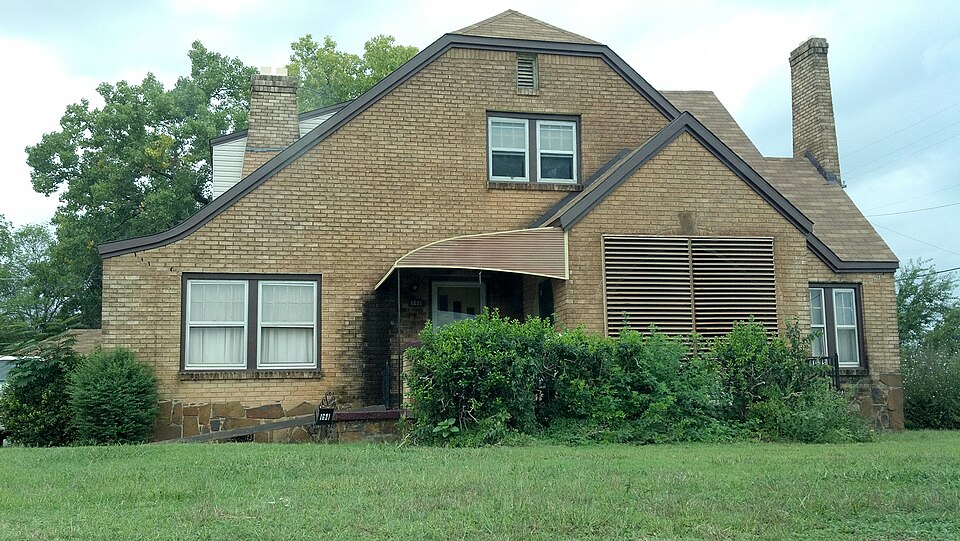 Photograph of Walter J. and Frances W. Edwards House