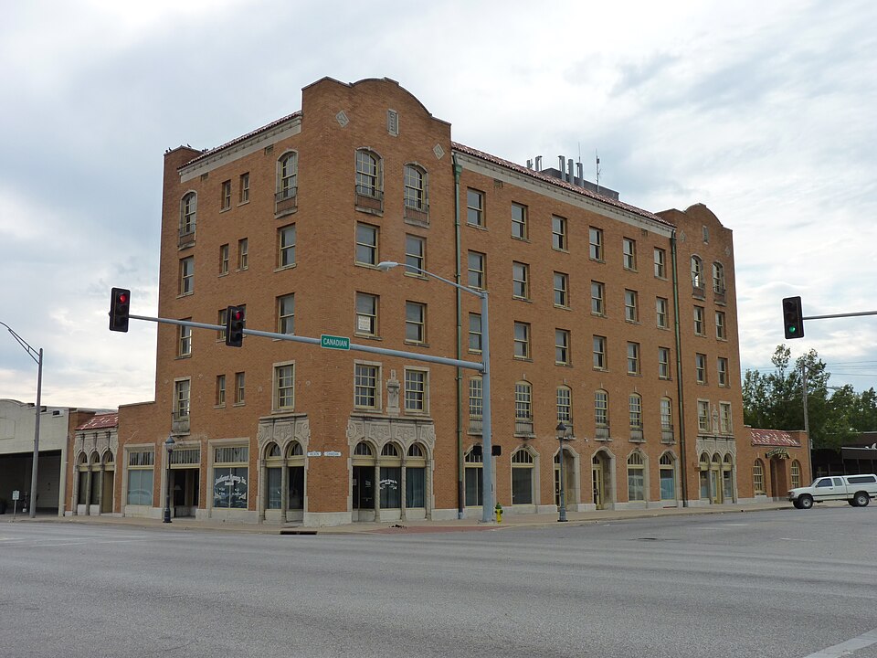 Photograph of Hotel Vinita