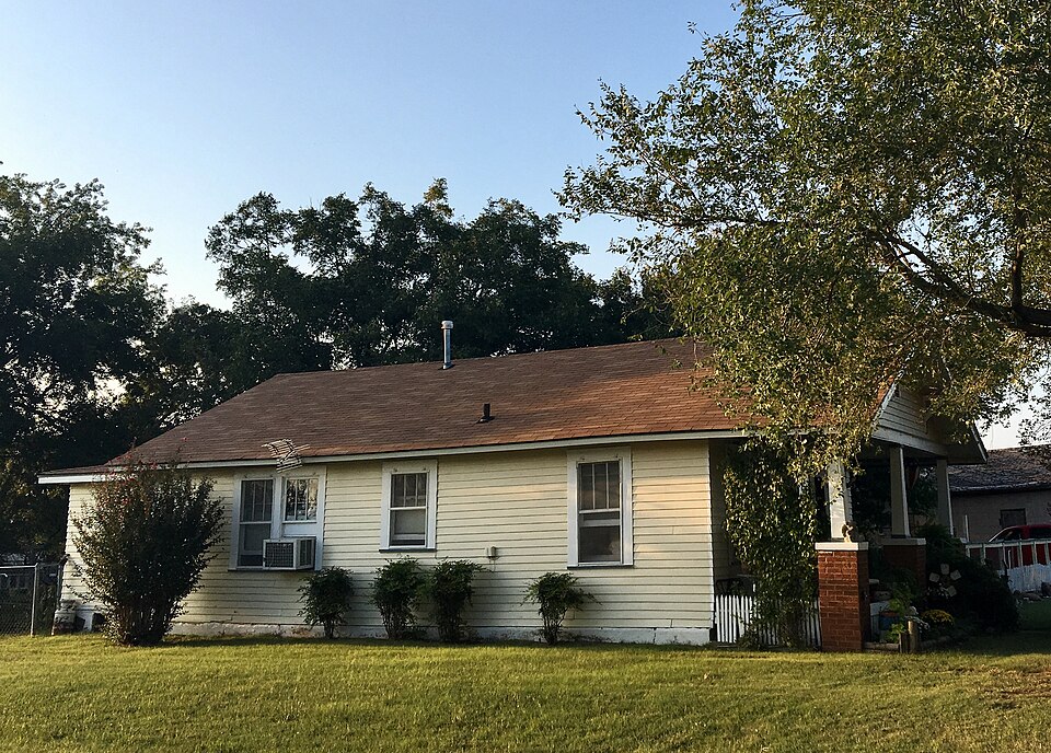 Photograph of Angie Debo House