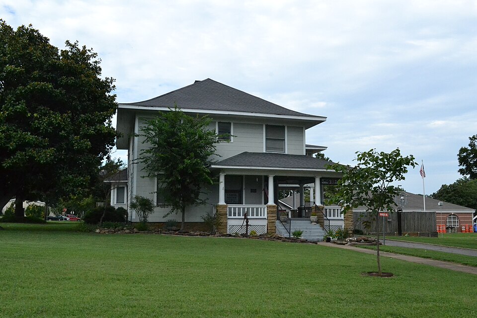 Photograph of Tabor House