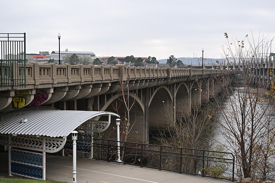 Photograph of 11th Street Bridge
