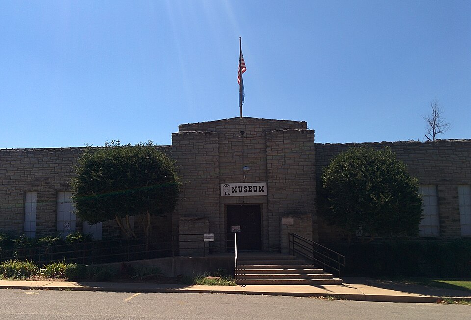 Photograph of Duncan Armory
