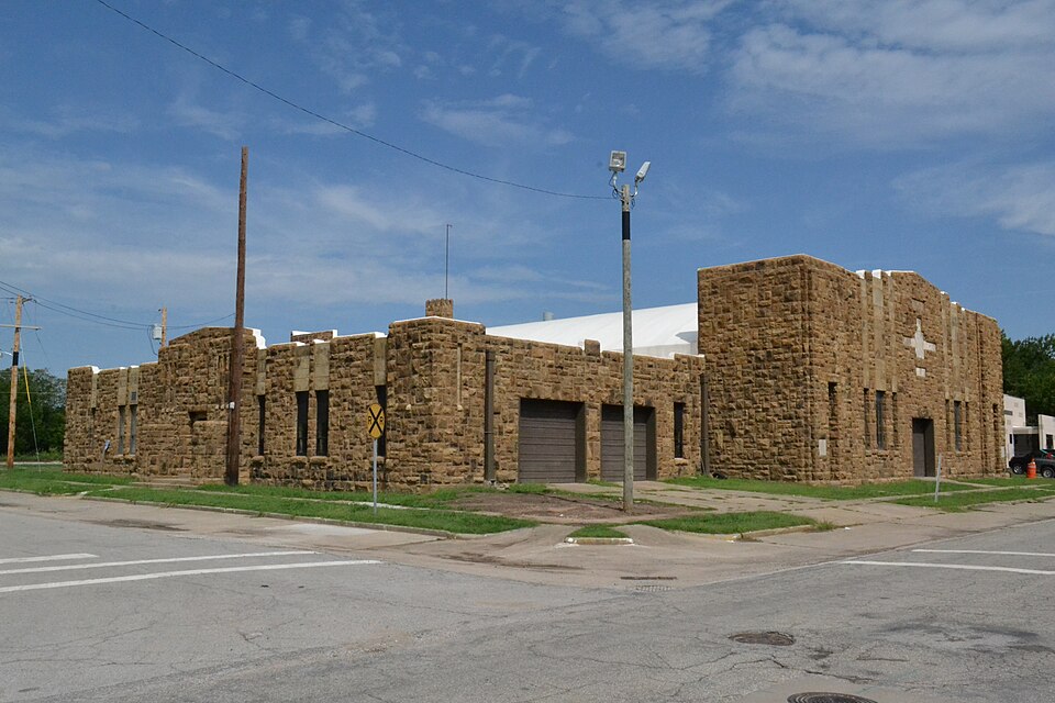 Photograph of Okmulgee Armory