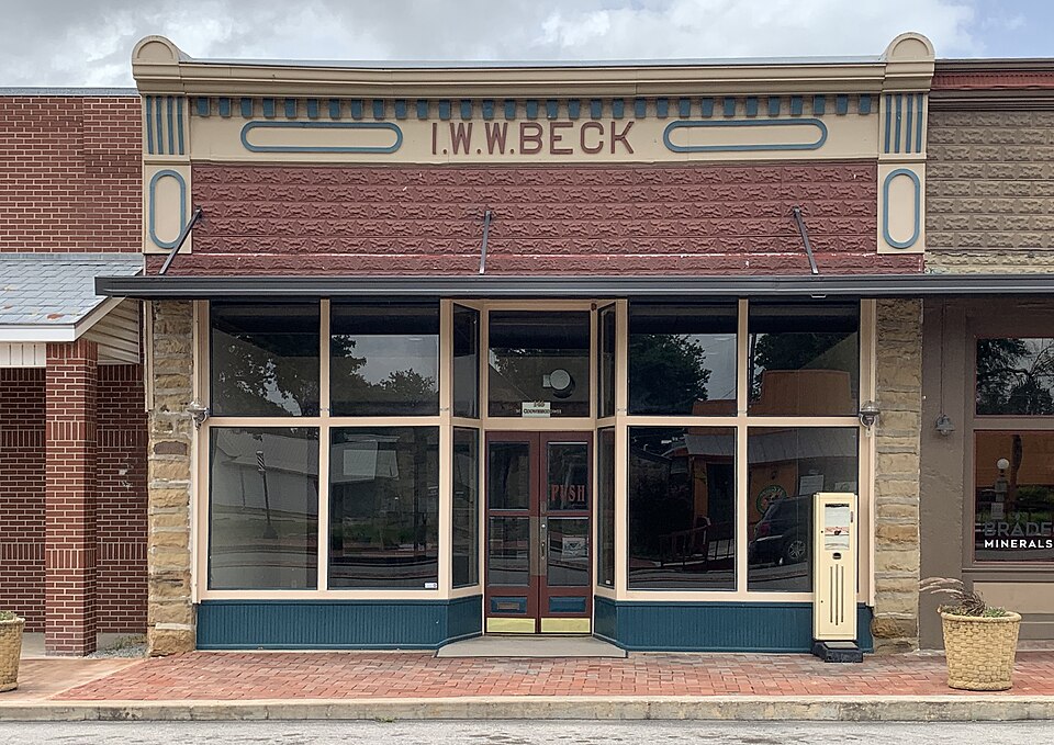 Photograph of I.W.W. Beck Building