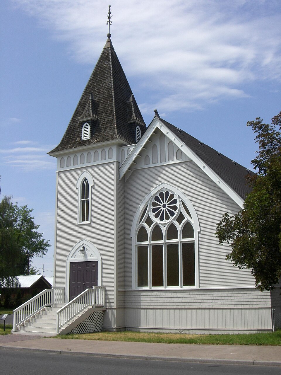 Photograph of First Presbyterian Church of Redmond