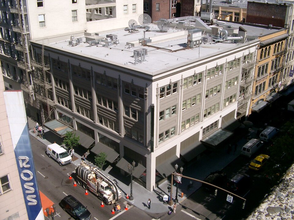 Photograph of Hotel Alder