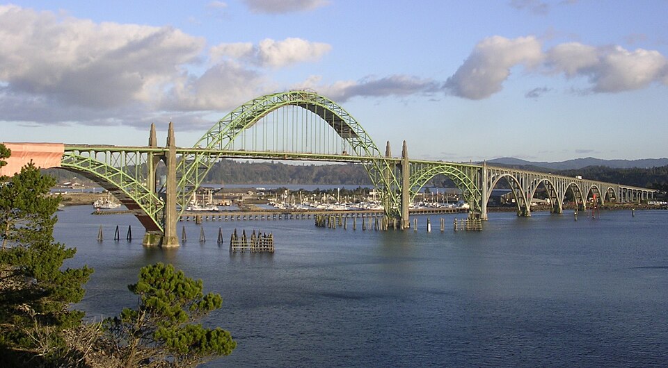 Photograph of Yaquina Bay Bridge