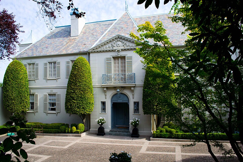 Photograph of Alexander and Cornelia Lewthwaite House