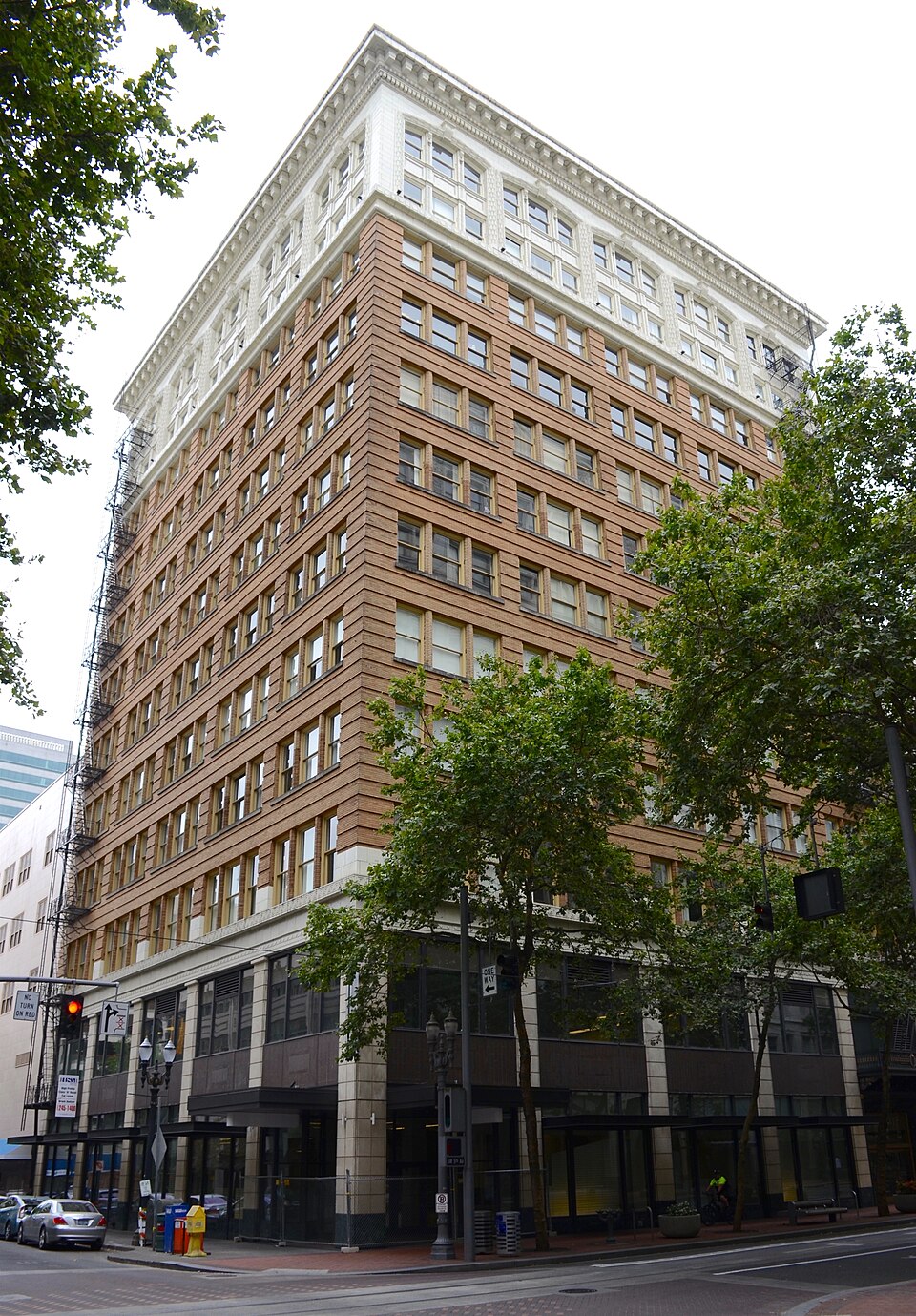 Photograph of Failing Office Building