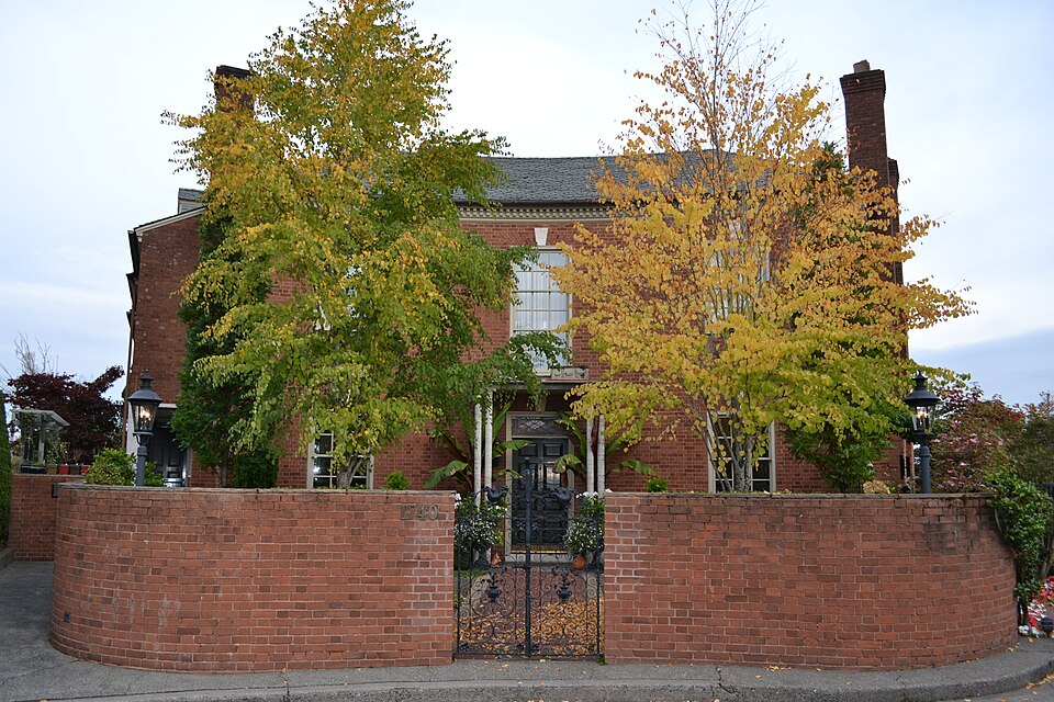 Photograph of Grace Kern House