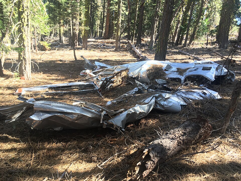 Photograph of 1947 Oregon Beechcraft Bonanza crash wreckage