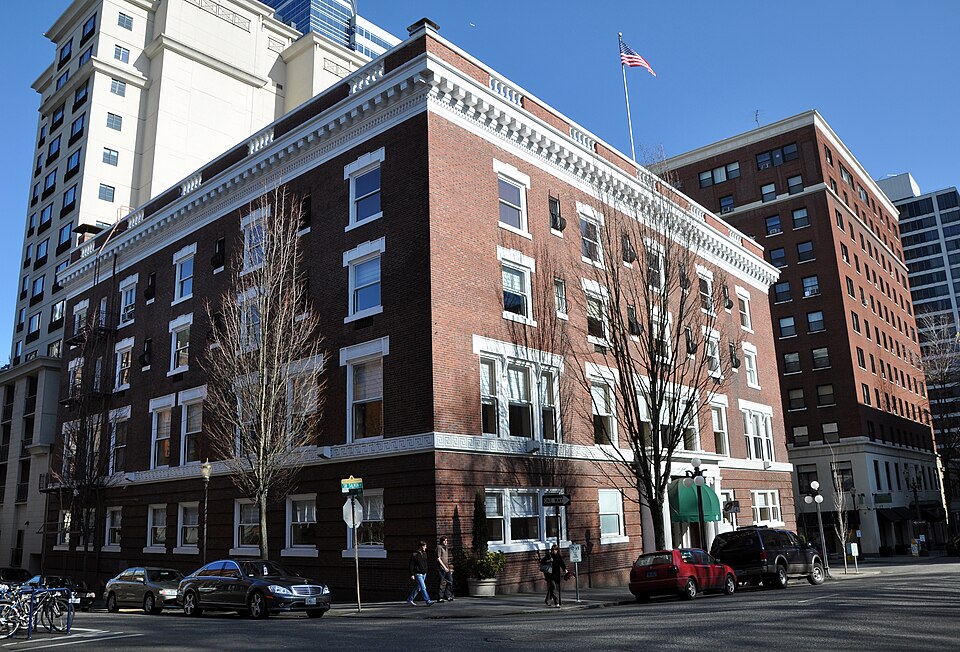 Photograph of Arlington Club